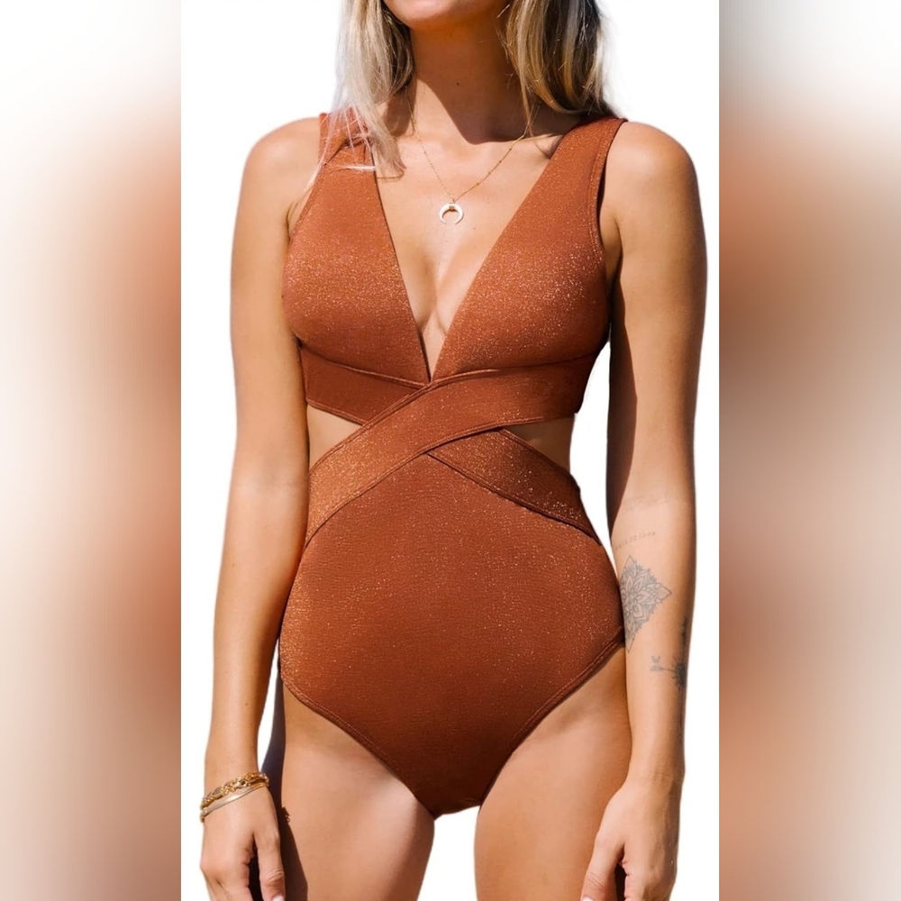 🤎CUPSHE Women's One Piece Swimsuit V Neck
